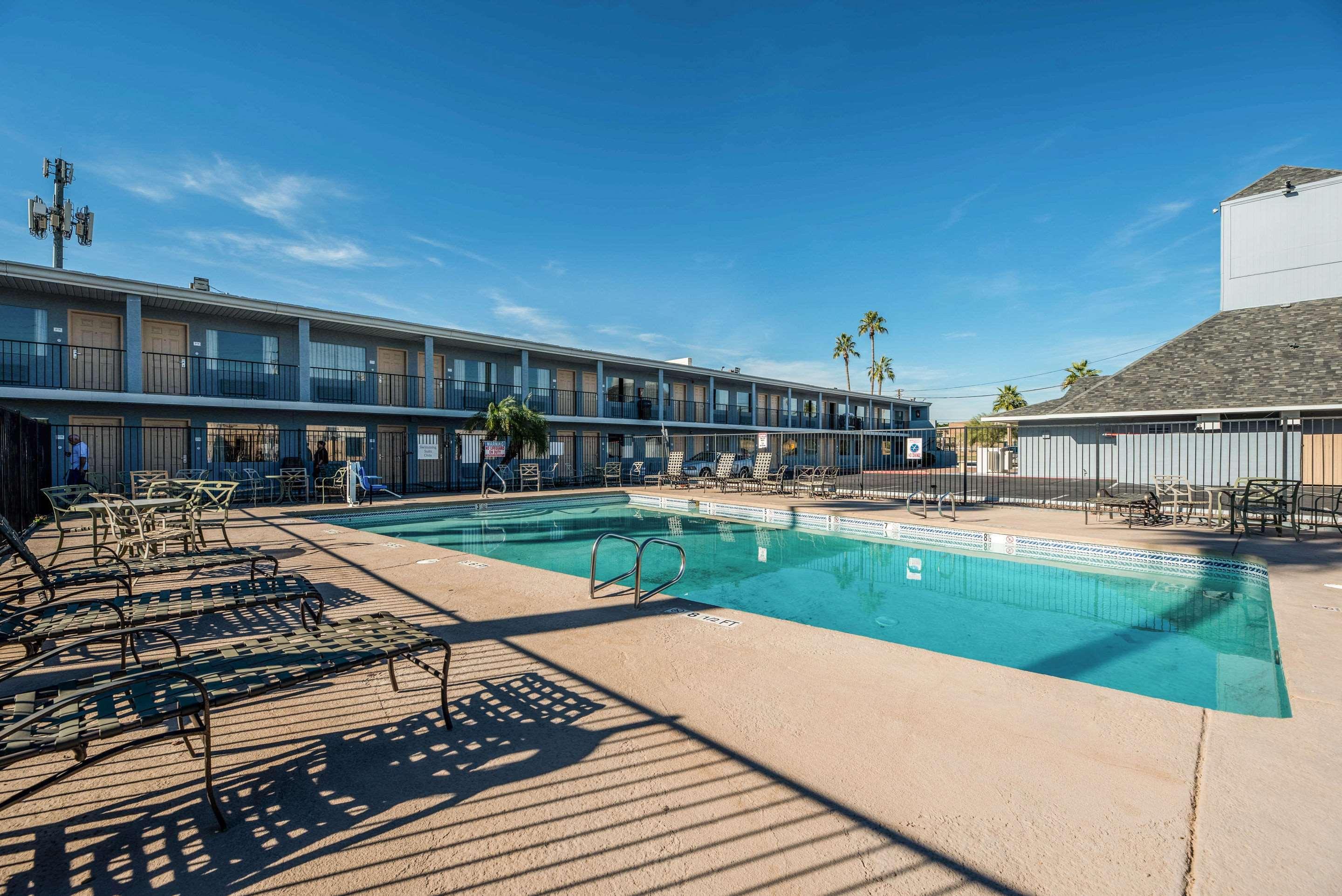 Econo Lodge Phoenix North I-17 Exteriér fotografie