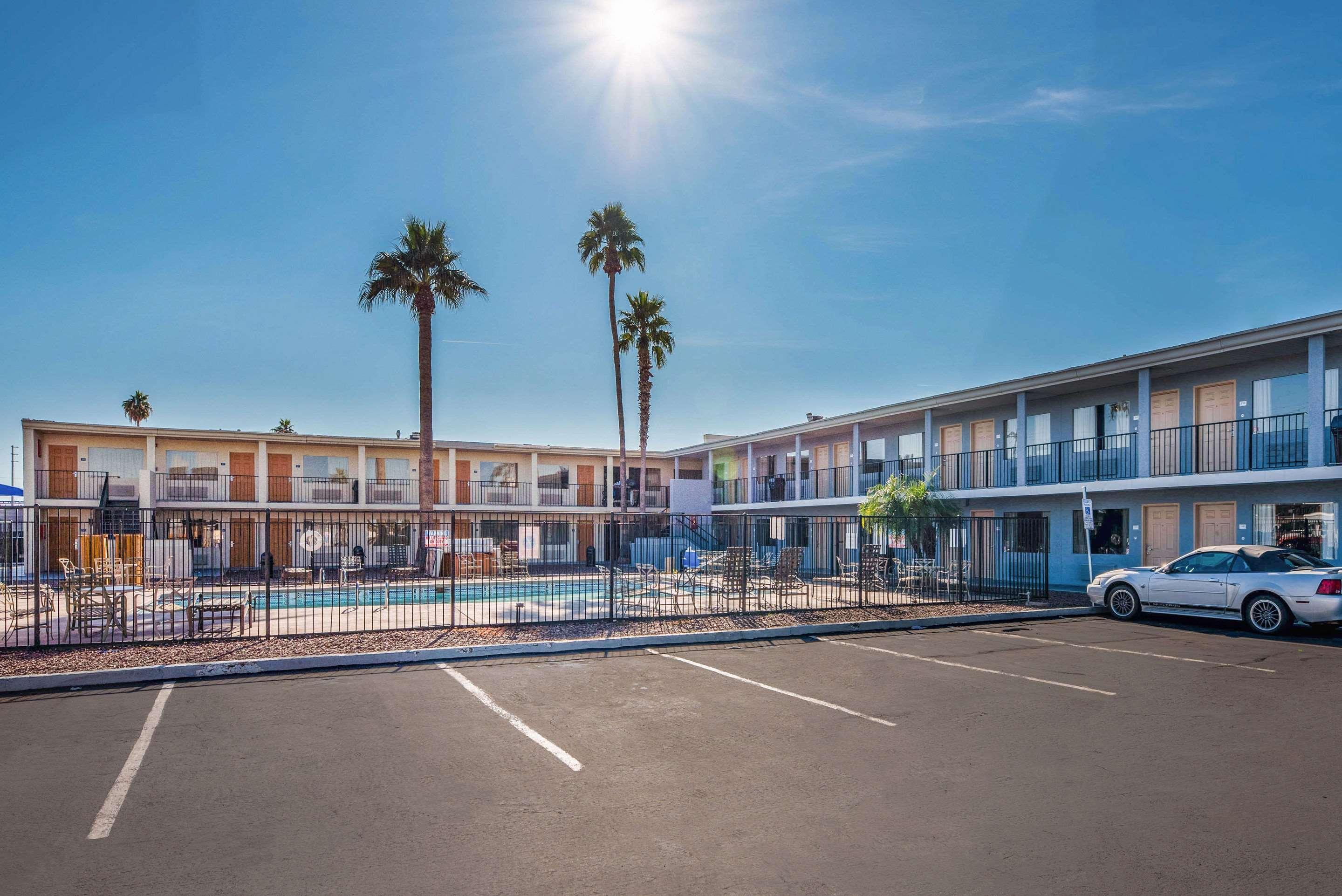 Econo Lodge Phoenix North I-17 Exteriér fotografie