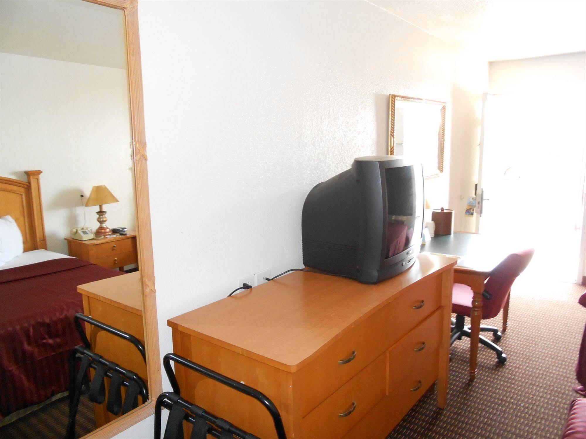 Econo Lodge Phoenix North I-17 Exteriér fotografie